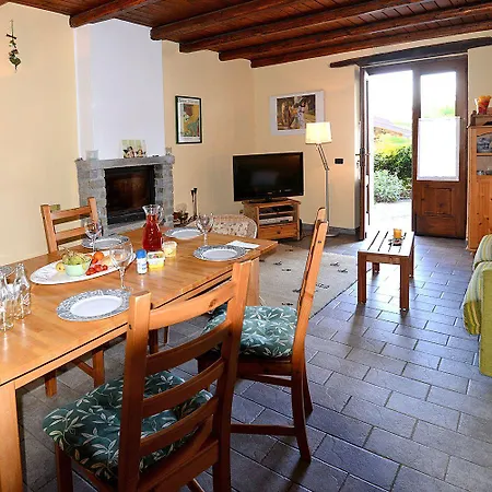 Casa S Anna Pianello Del Lario